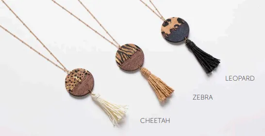 Animal Print & Raffia Necklace - Available in 3 colors!
