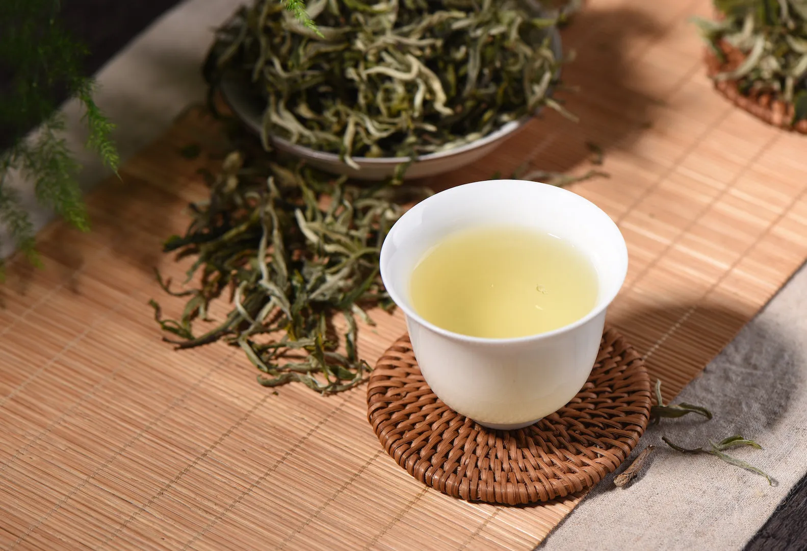 Early Spring "Cui Ming" Premium Yunnan Green Tea