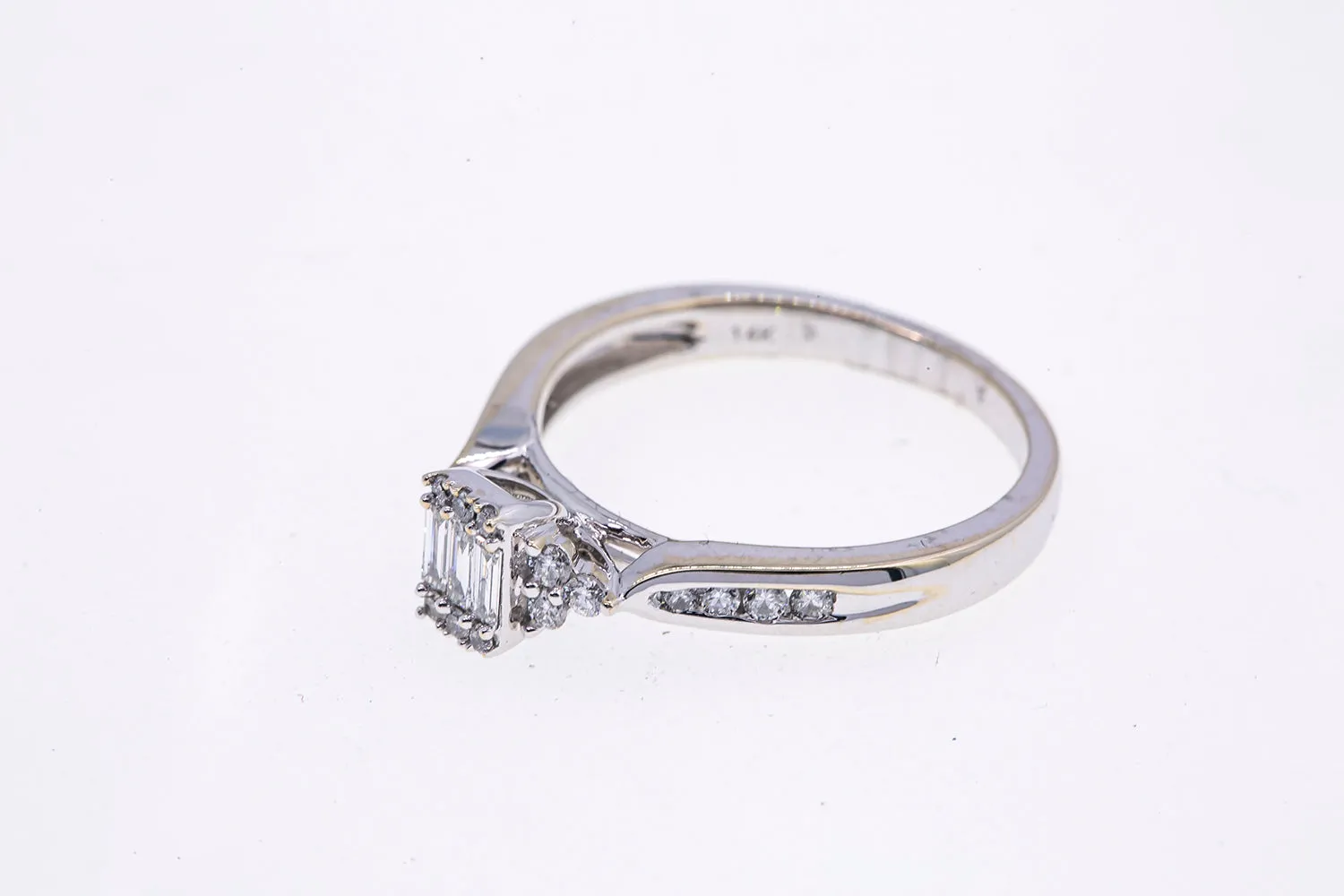 Gem Art Baguette Diamond Engagement Ring 14K 585 White Gold Band Size 7