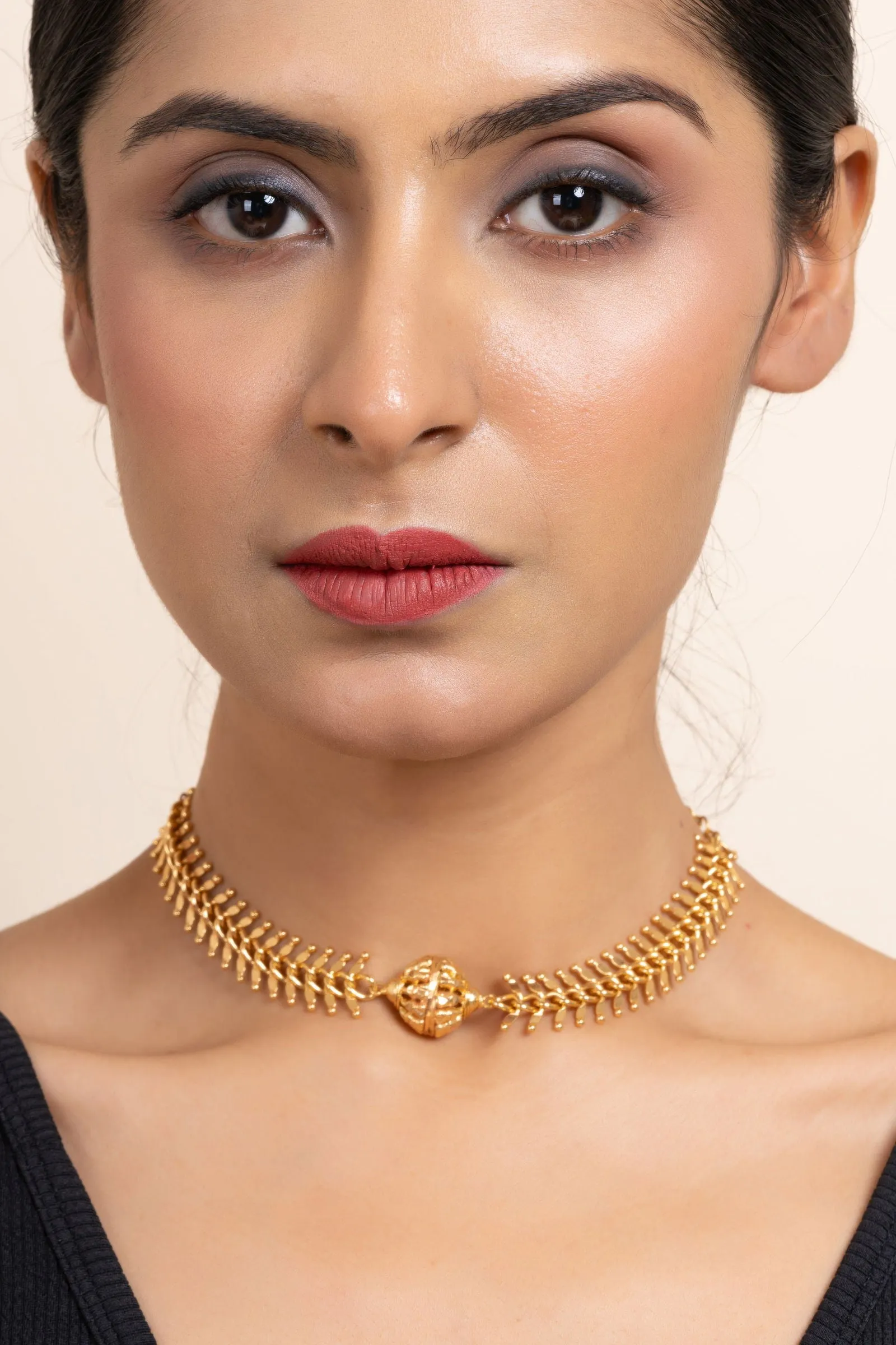 Gold Plated Fish Bone Choker Necklace with Unique Focal Bead - Exquisite Jewelry
