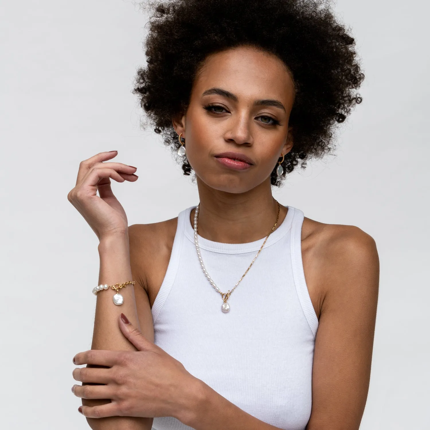 Luna Medium Freshwater Pearl, Chain and Keshi Drop Necklace