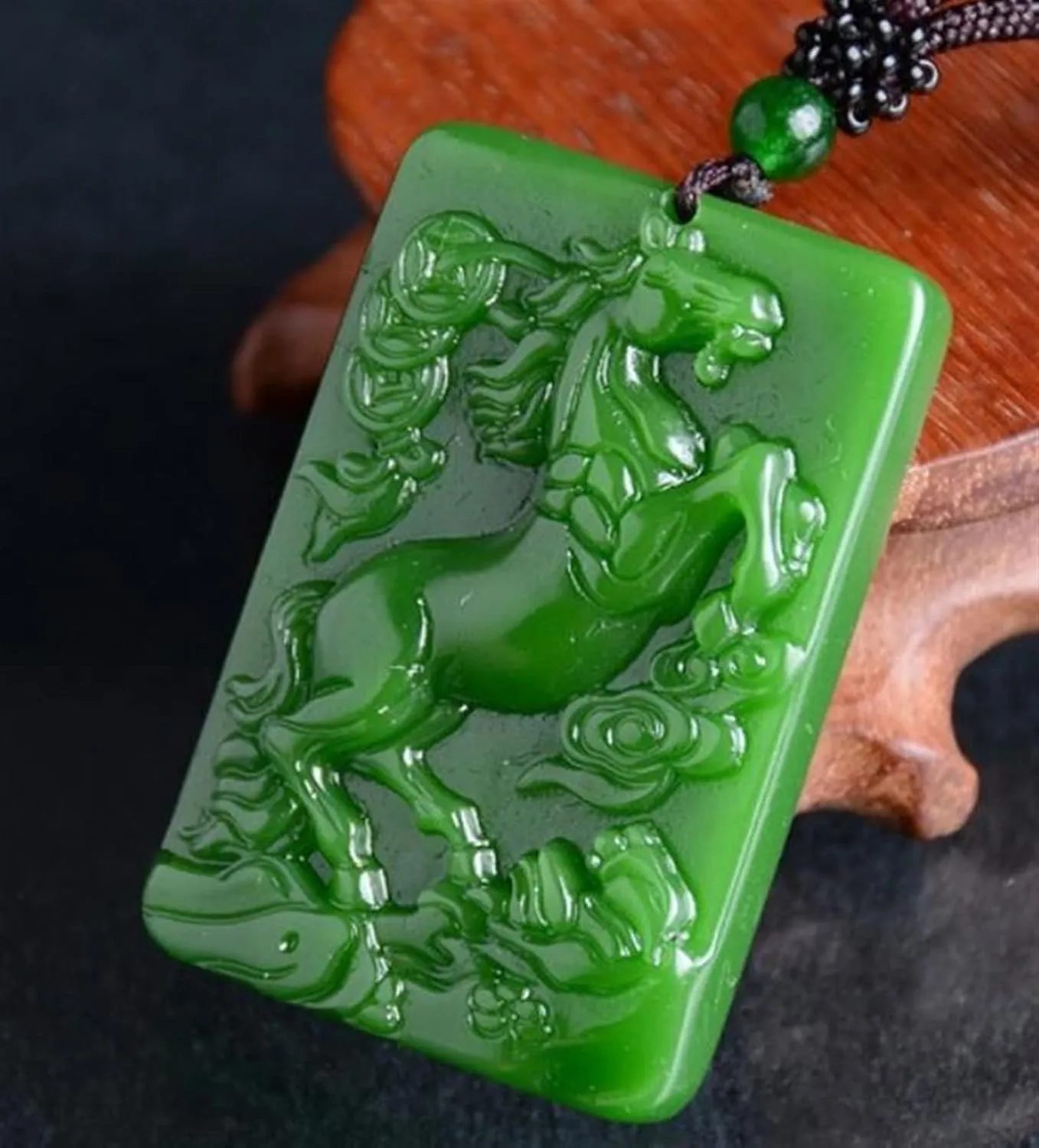Natural Jasper Jade Horse Pendant Necklace China Hand Carving Jewelry Fashion Jade Pendant Amulet Men Women Gifts (Gem Color : Green)