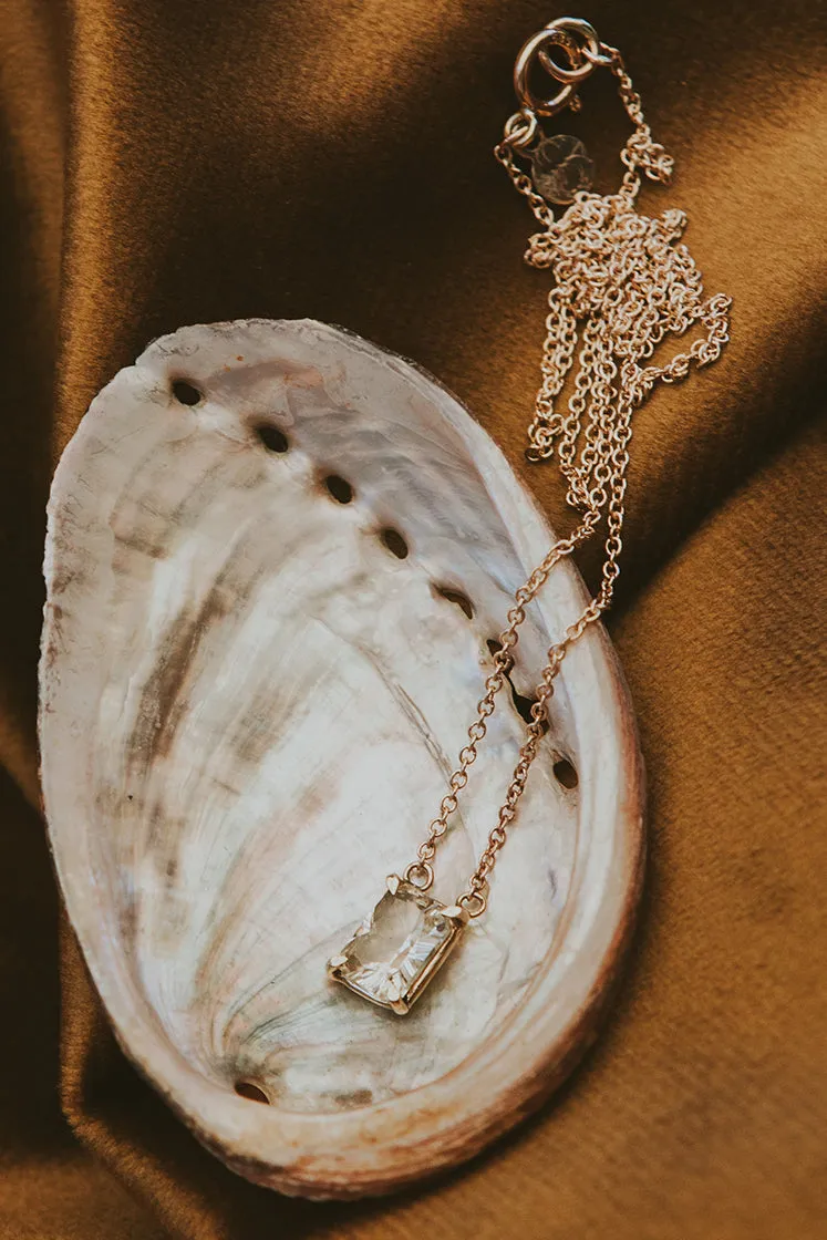 Radiant Emerald Cut Gemstone Necklace - Sunstone 14k