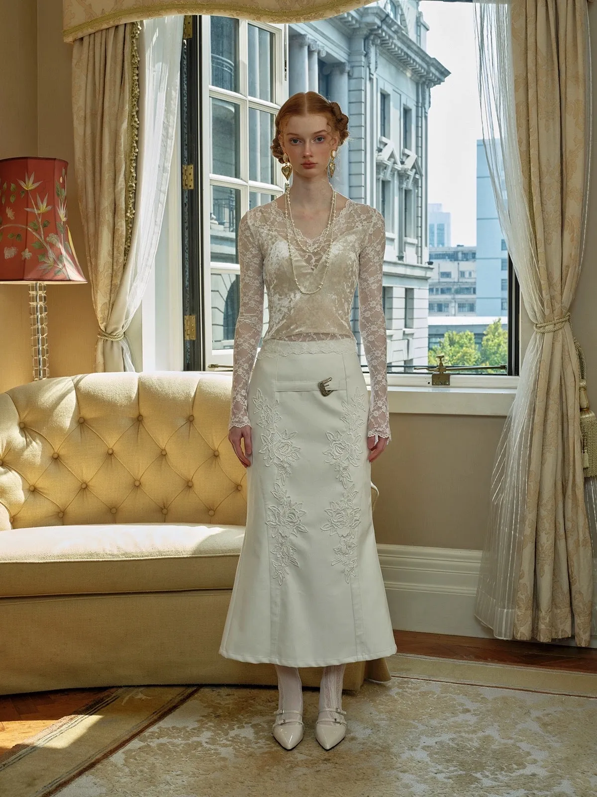 [Spoii Unosa] Embroidered Vintage White Court Skirt